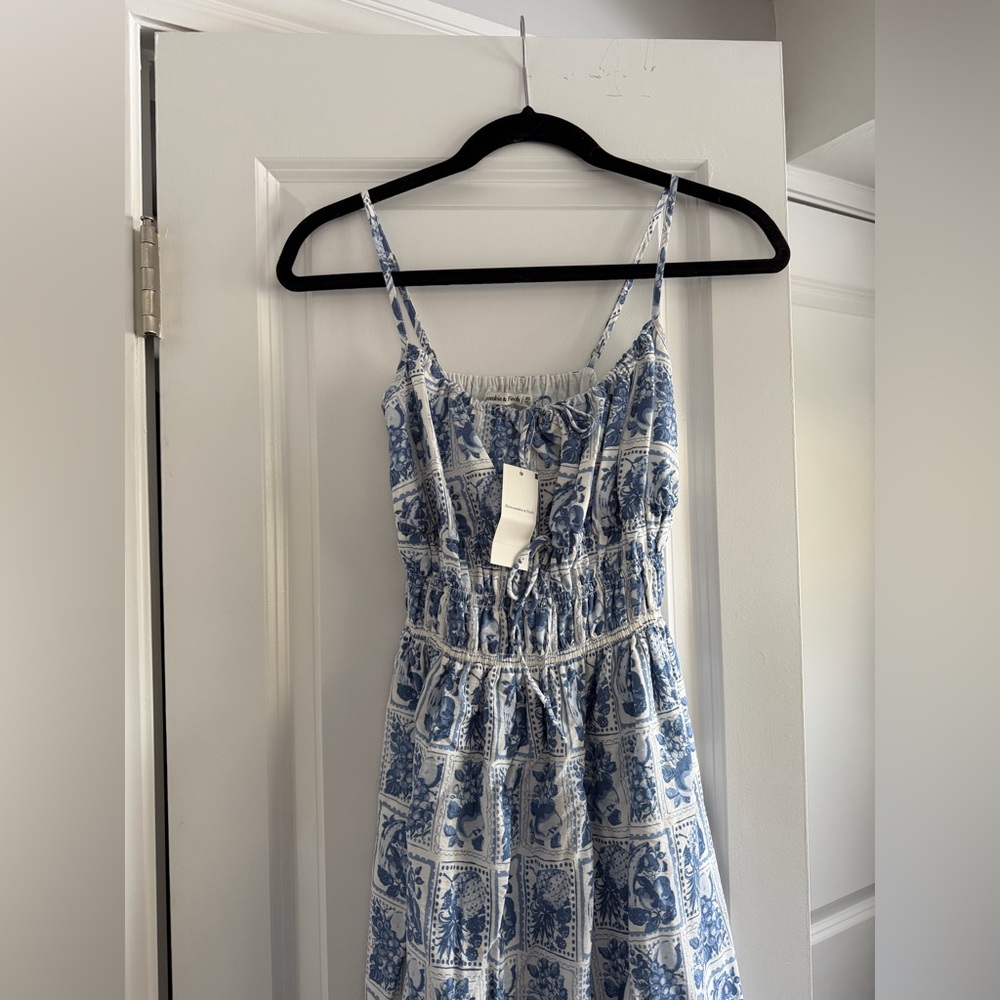 A&F Pattern Maxi Dress - Picture 6 of 6
